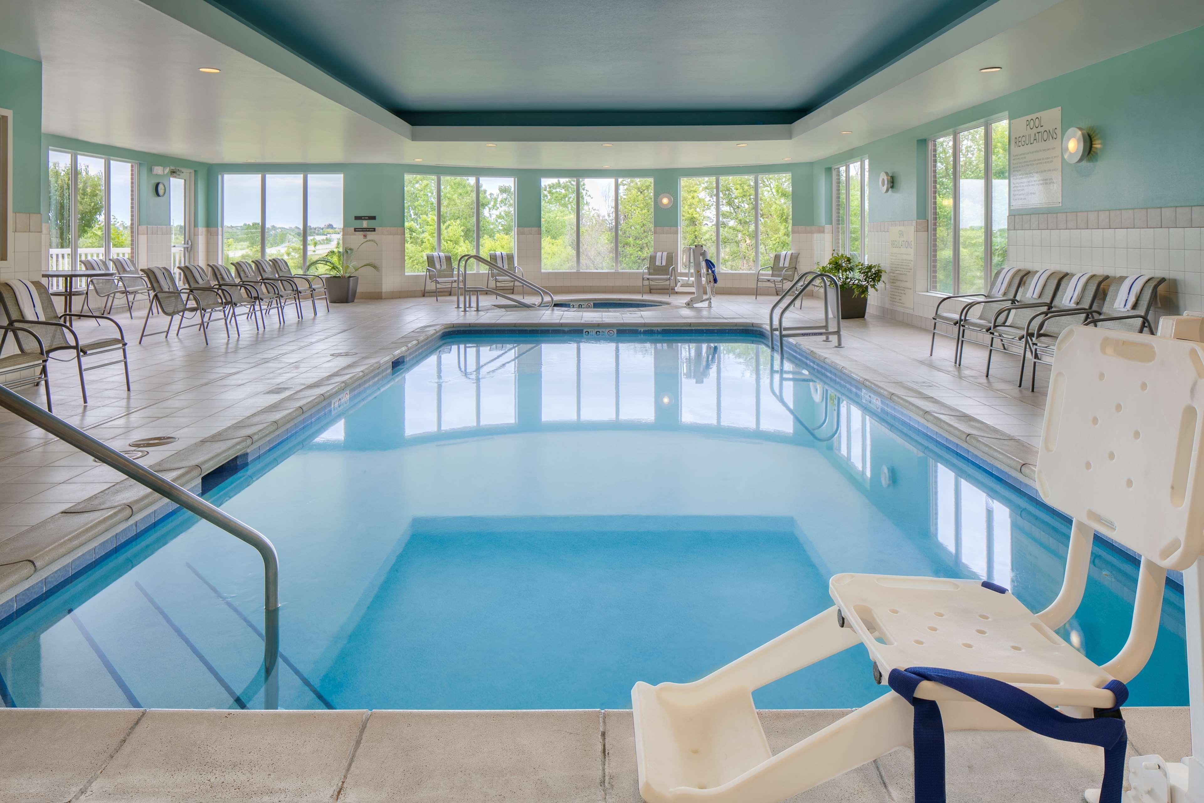 Hilton Garden Inn Omaha West Bagian luar foto