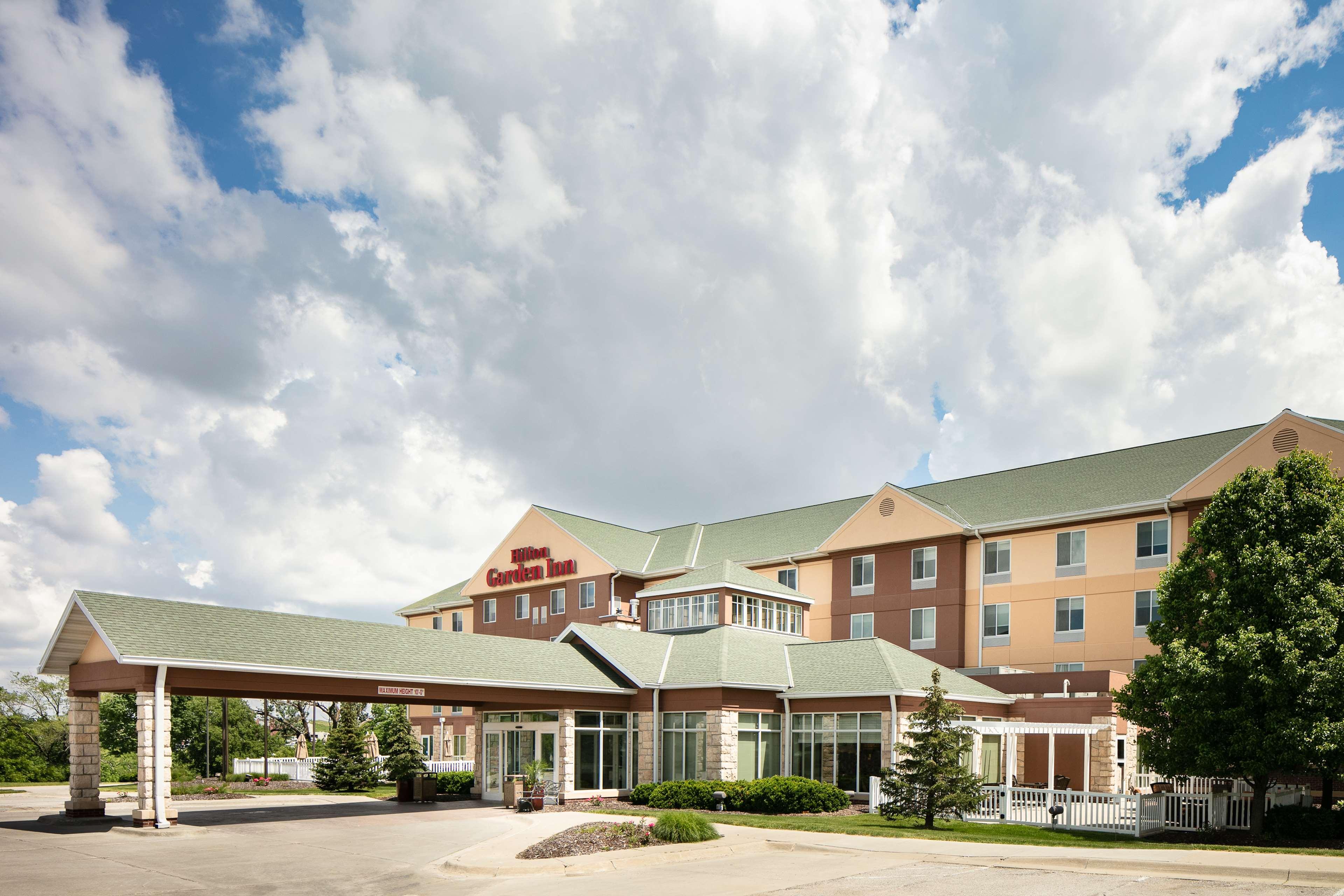 Hilton Garden Inn Omaha West Bagian luar foto