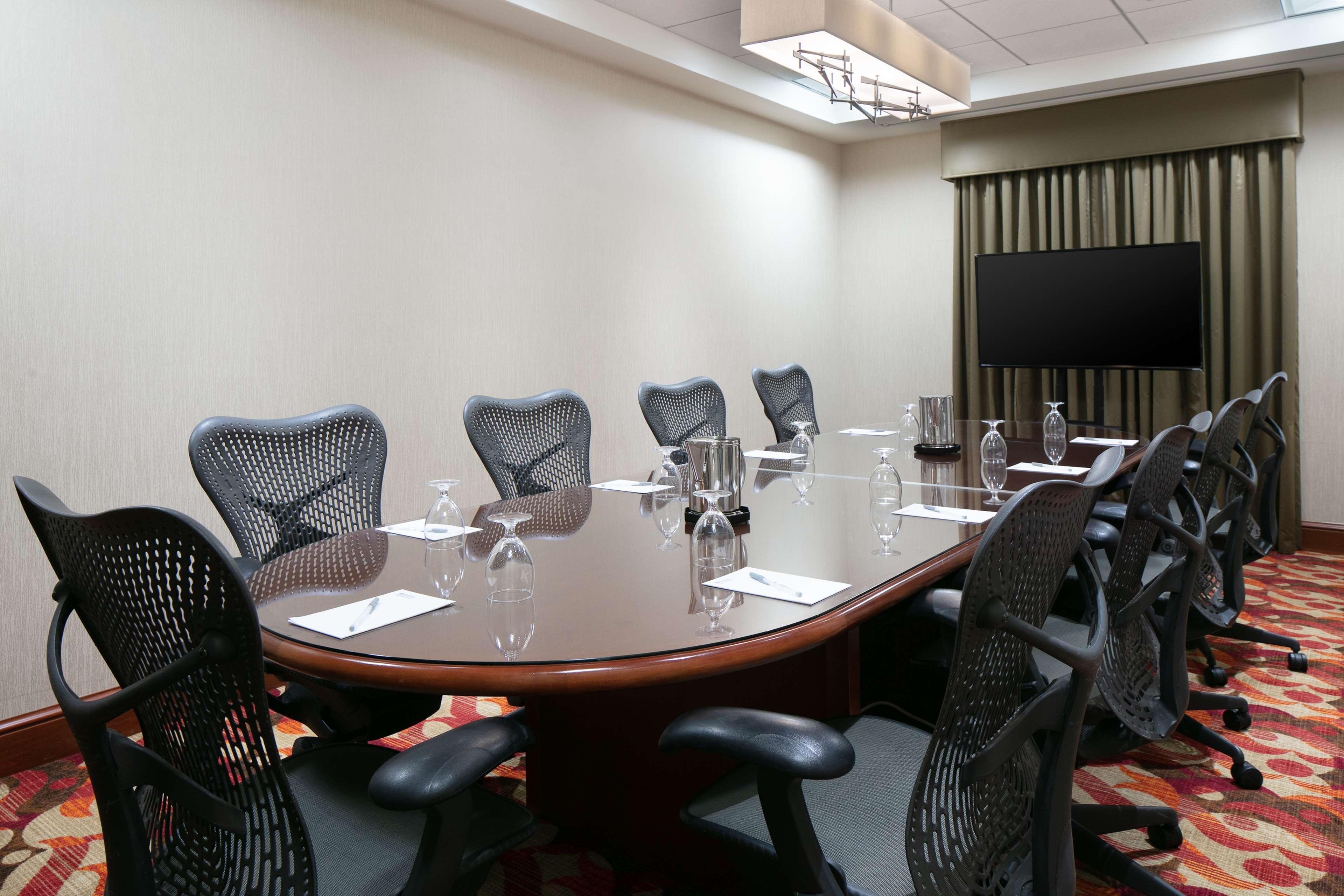 Hilton Garden Inn Omaha West Bagian luar foto
