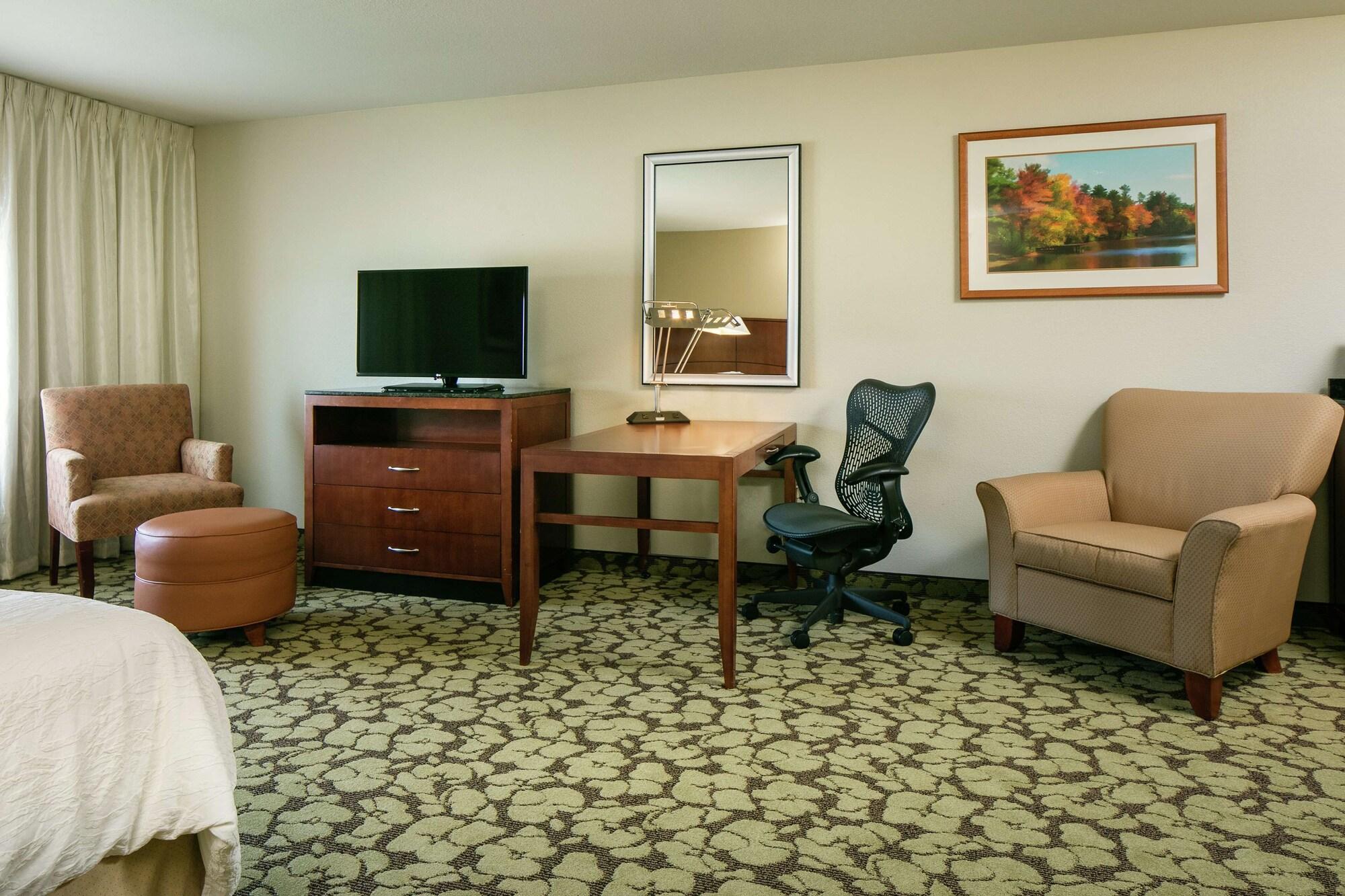 Hilton Garden Inn Omaha West Bagian luar foto