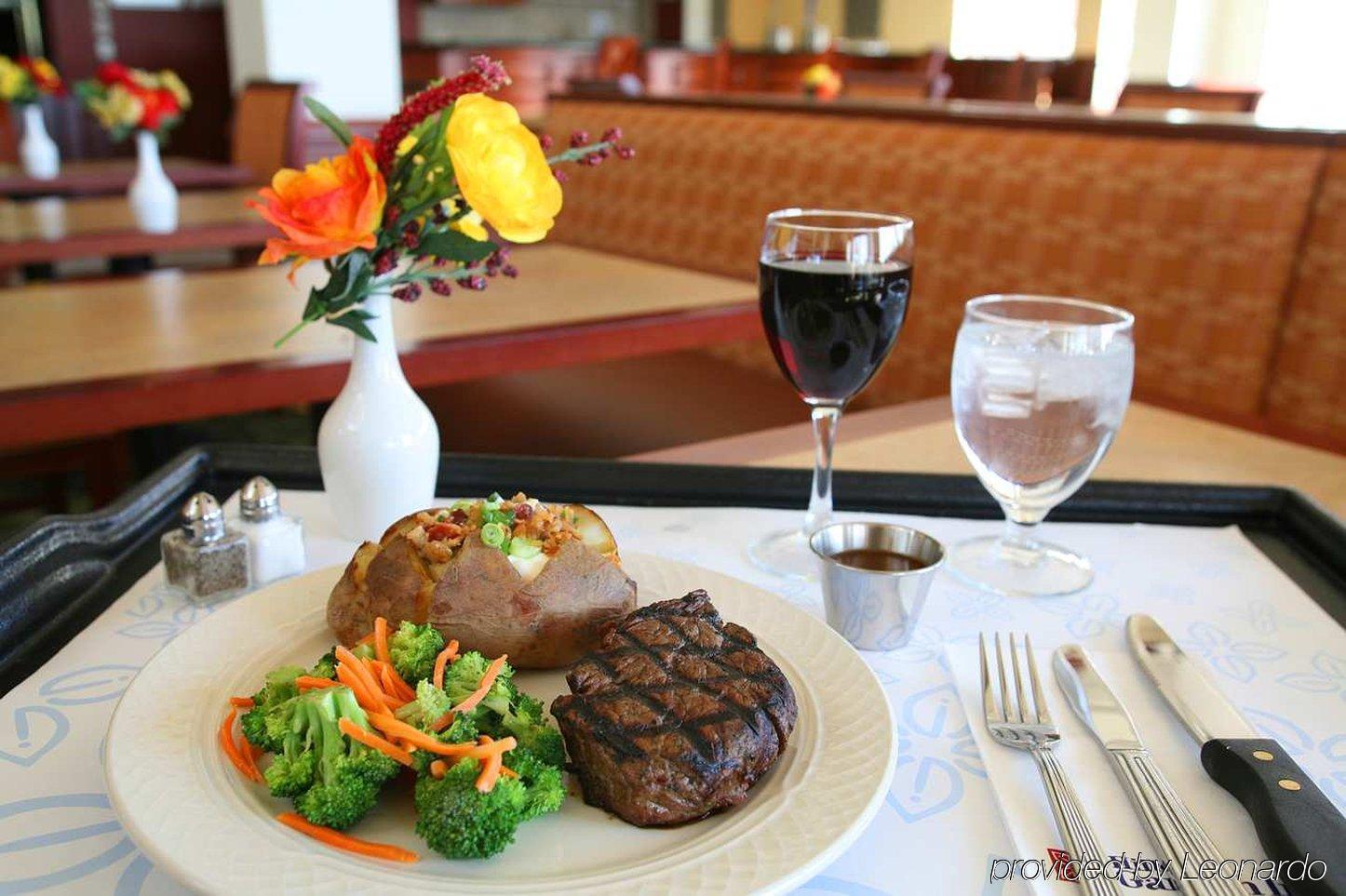 Hilton Garden Inn Omaha West Restoran foto